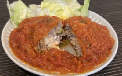おぎひろ家特製　しば漬けを使用した、煮込みハンバーグ